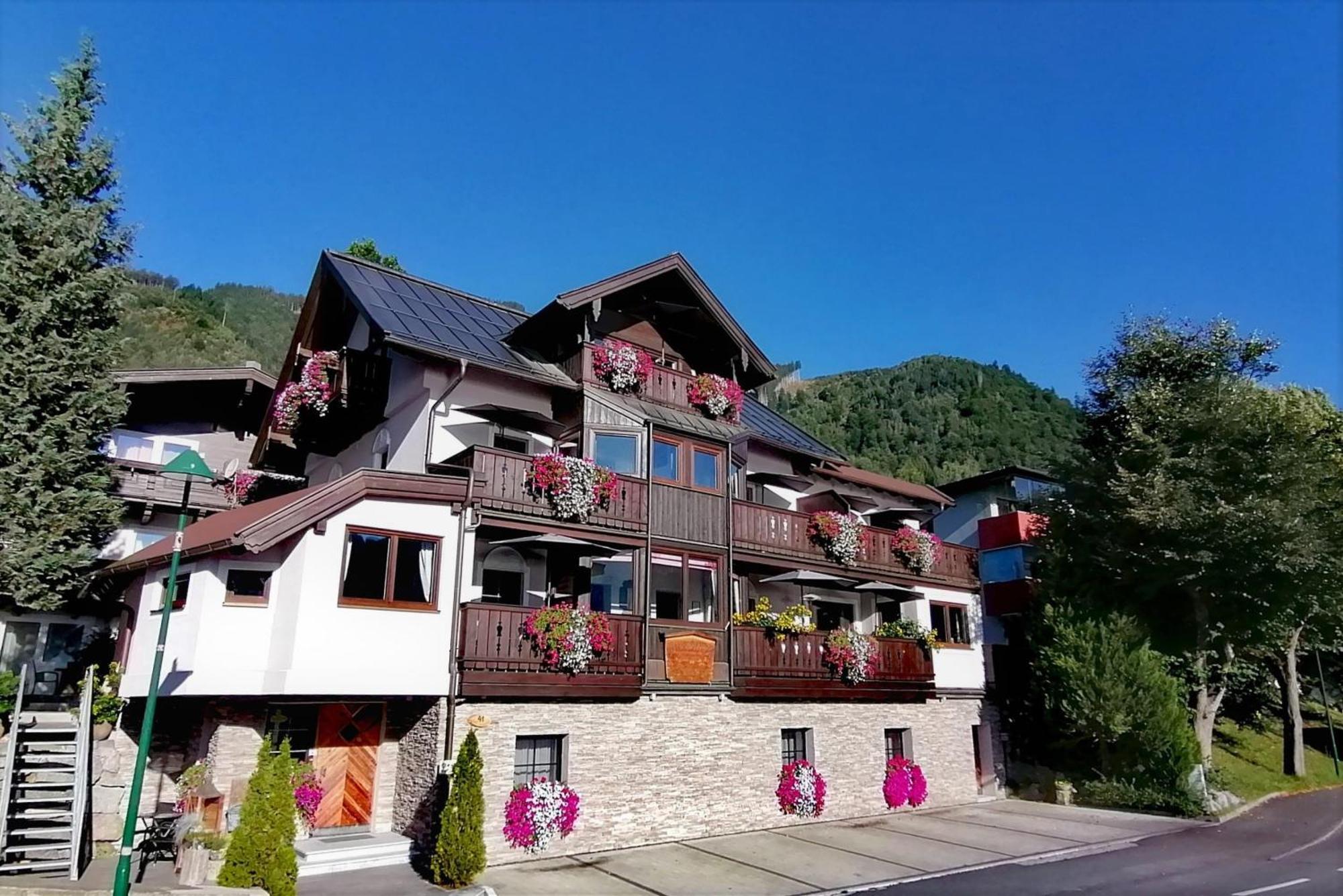 Haus Ditzer - Theresia Gasthof Zell am See