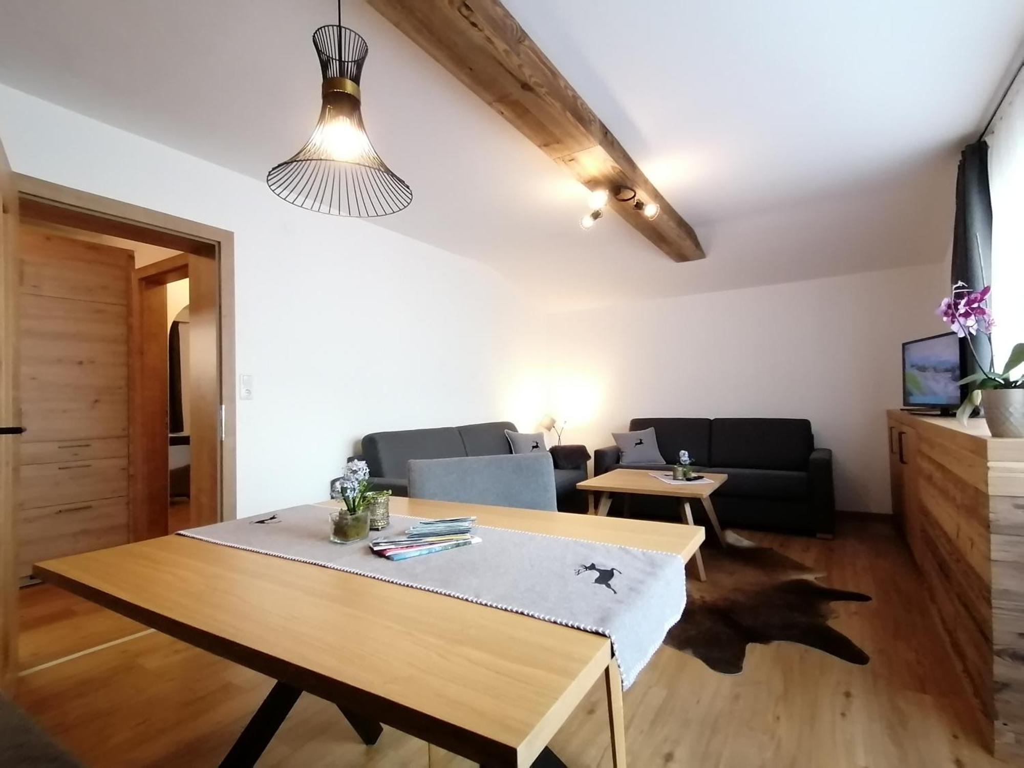Gasthof Haus Ditzer - Theresia Zell am See
